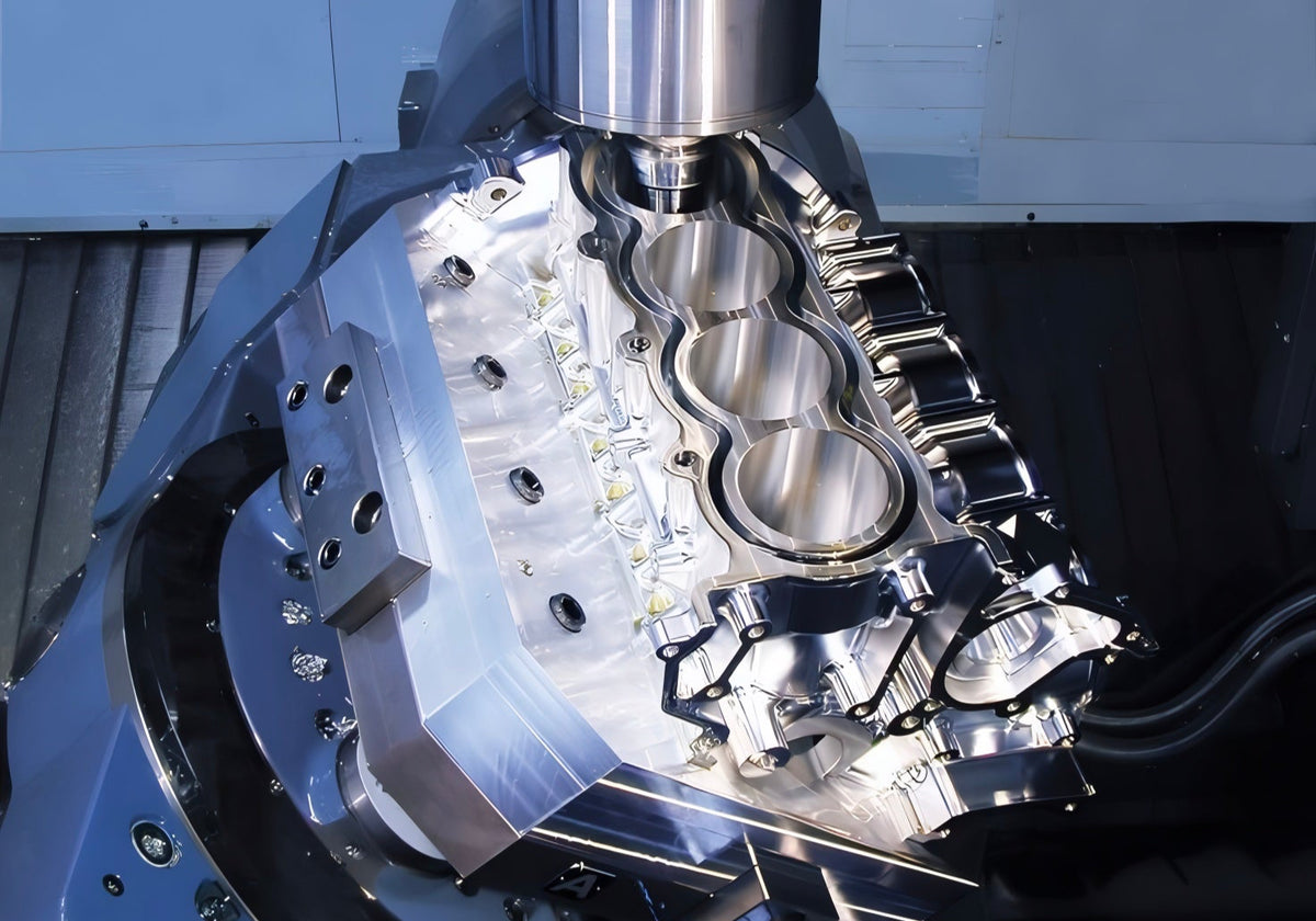 Lavorazione di un componente meccanico su macchina utensile CNC